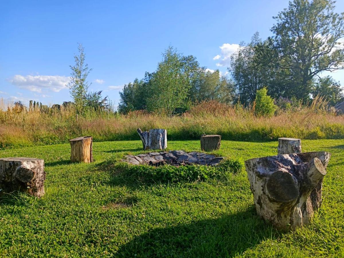 Au Pied Du Trieu, The Glamping Experience 호텔 Labroye 외부 사진