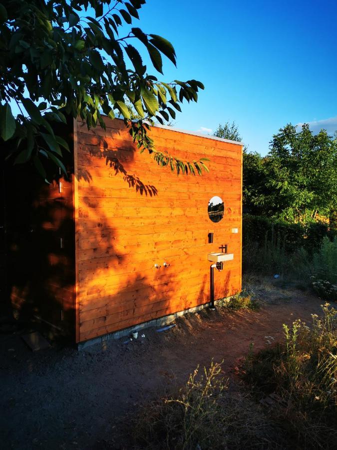 Au Pied Du Trieu, The Glamping Experience 호텔 Labroye 외부 사진