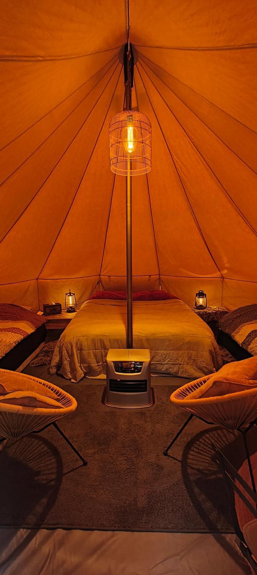 Au Pied Du Trieu, The Glamping Experience 호텔 Labroye 외부 사진
